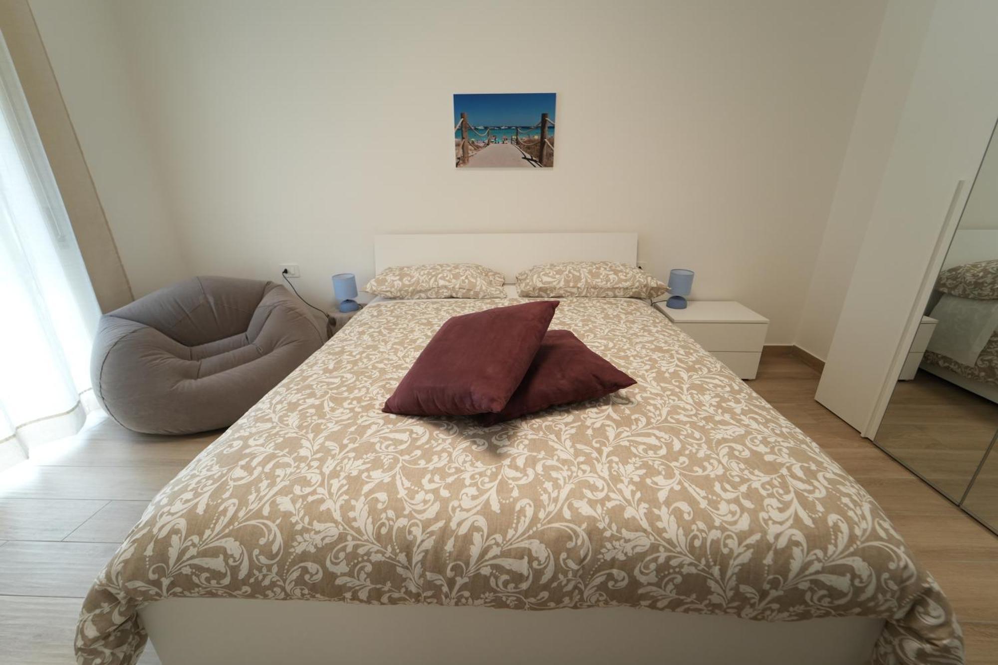 Panorama Vesuvius Affittacamere Guesthouse With Lift Near To Subway In Napoli Center Dış mekan fotoğraf