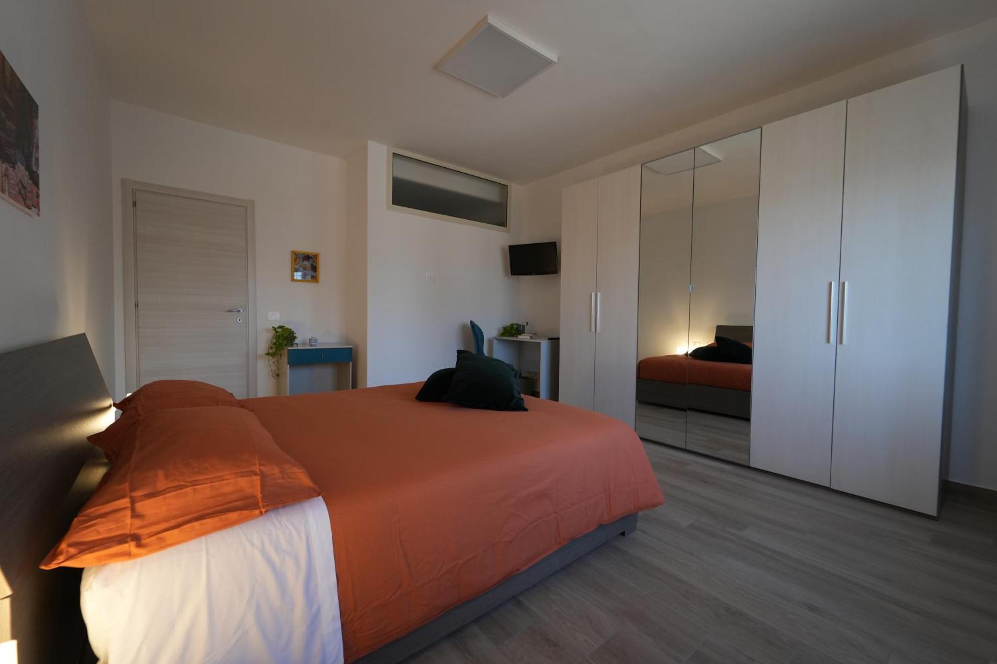 Panorama Vesuvius Affittacamere Guesthouse With Lift Near To Subway In Napoli Center Dış mekan fotoğraf