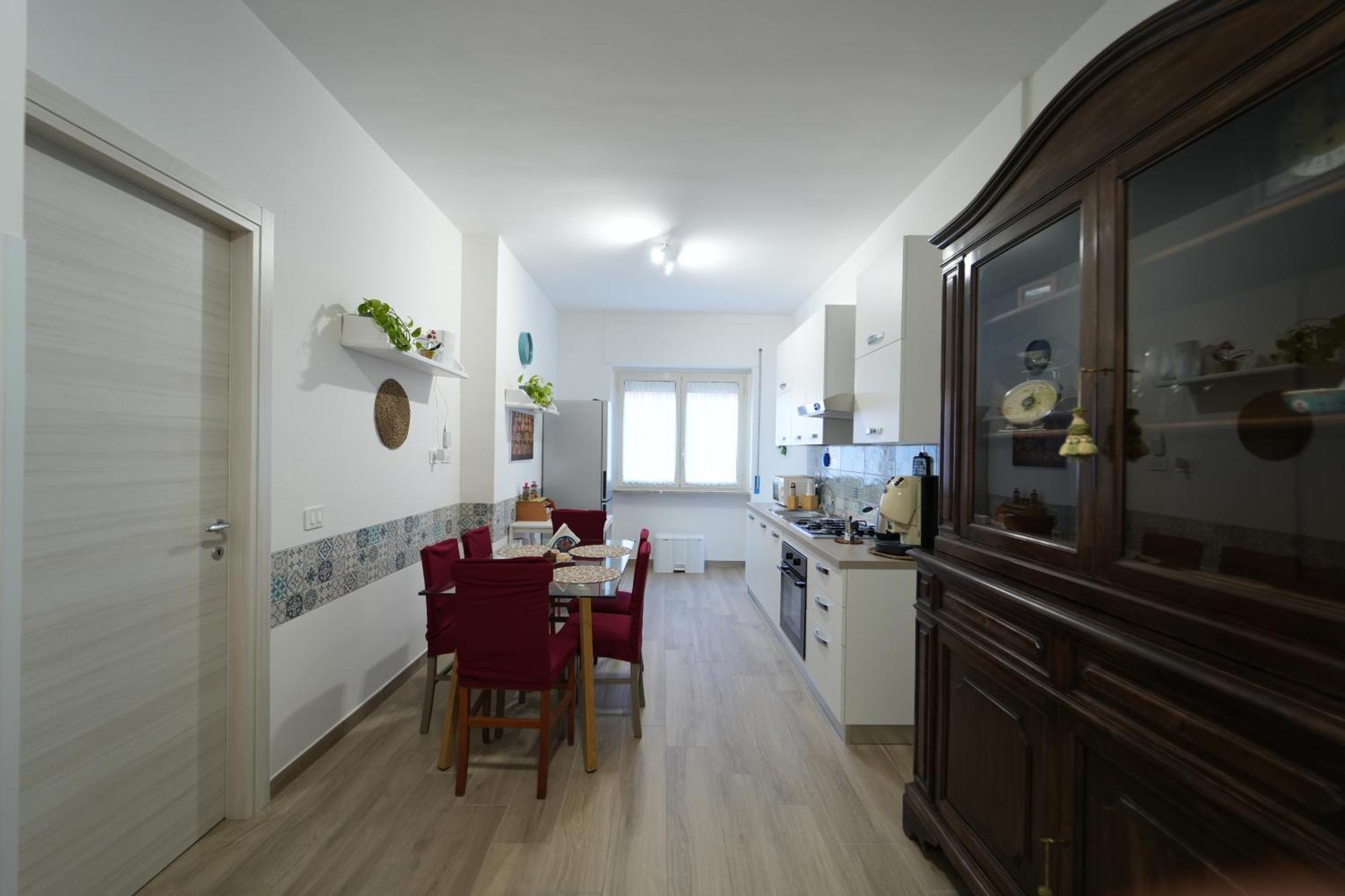 Panorama Vesuvius Affittacamere Guesthouse With Lift Near To Subway In Napoli Center Dış mekan fotoğraf